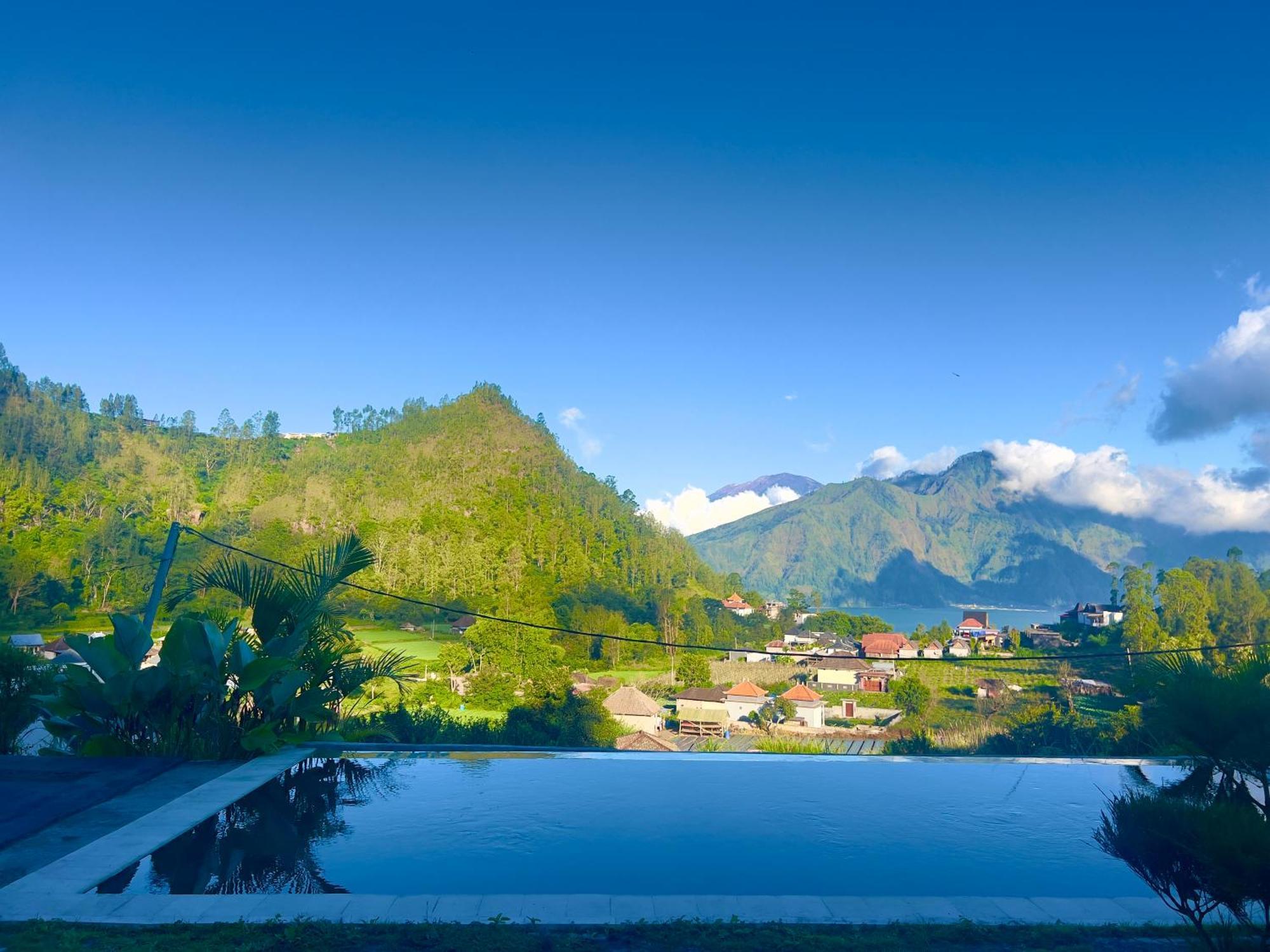 Batur Cliff Panorama Lodge *